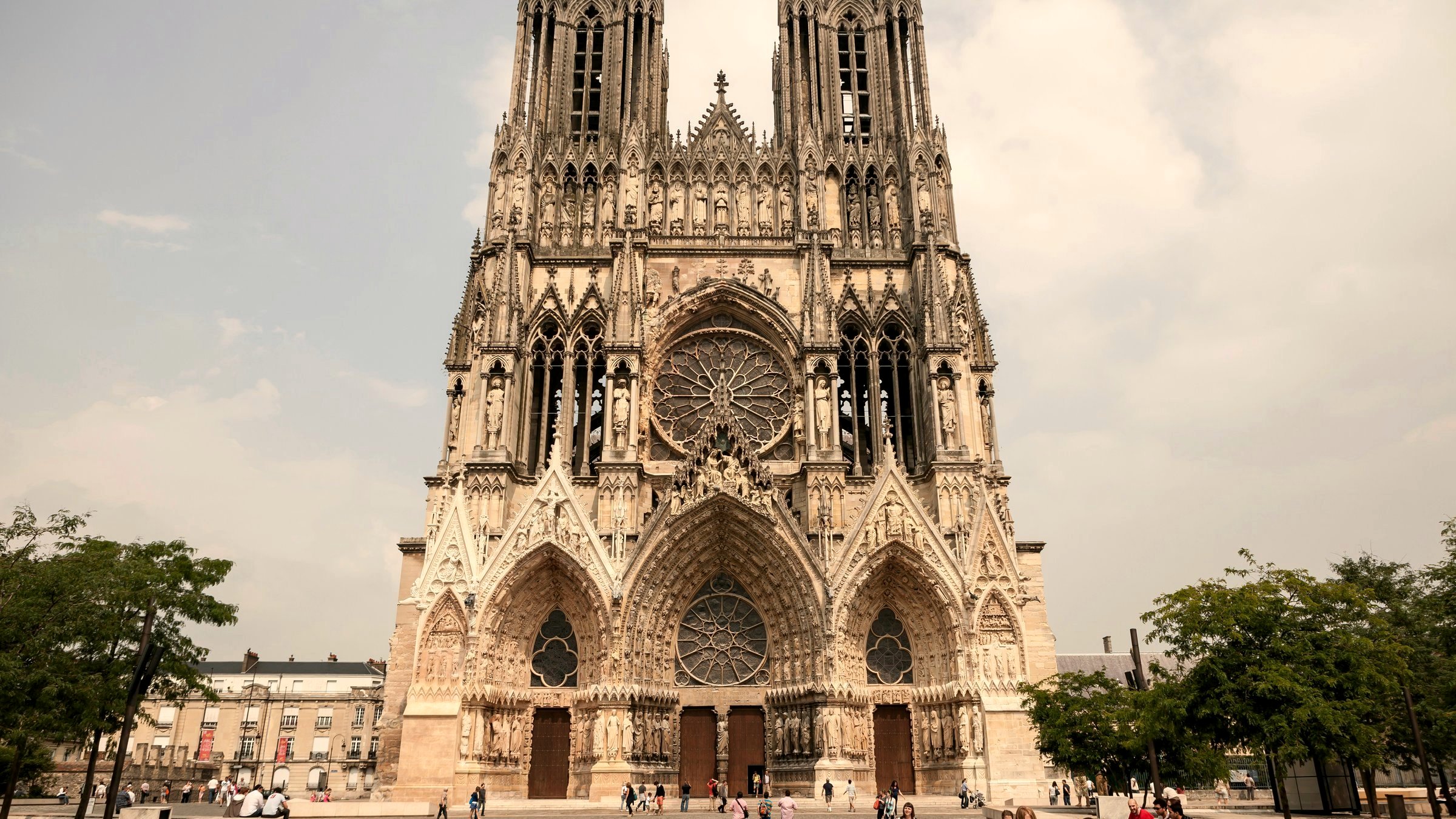 Cathédrale de Reims — chauffeur privé Paris-Reims