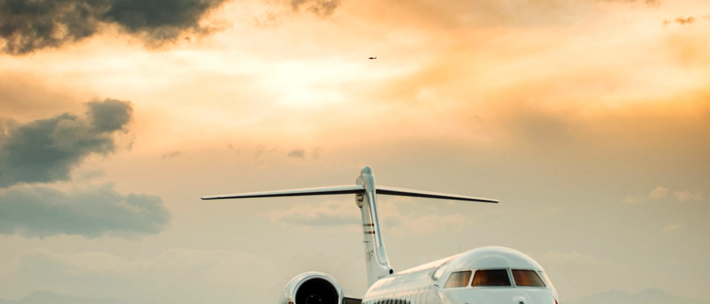 Private jet chauffeur at Le Bourget, business aviation Paris
