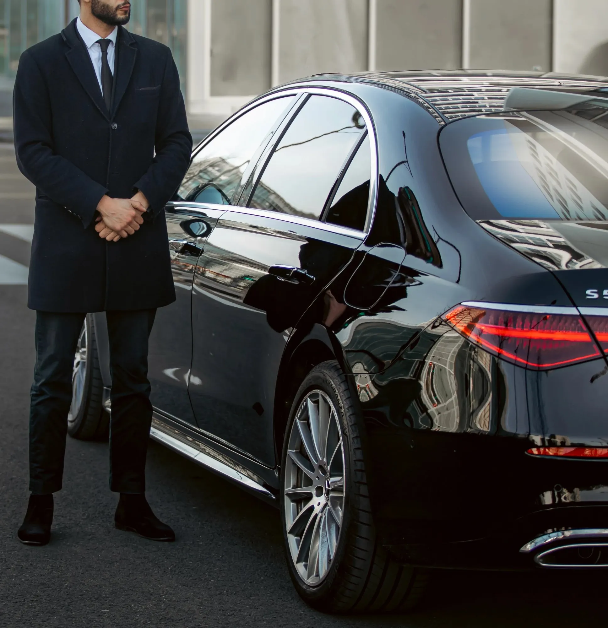 Chauffeur privé événements spéciaux mariages galas VIP Paris prestige