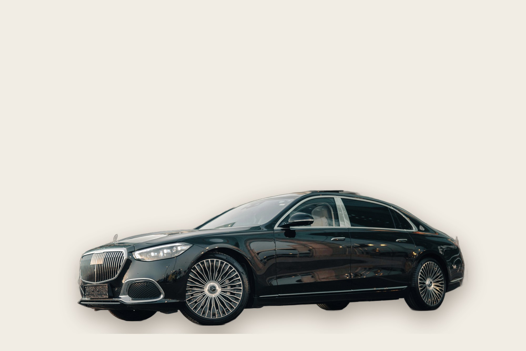 Mercedes-Maybach S 680 avec chauffeur Paris &mdash; location prestige Precellence